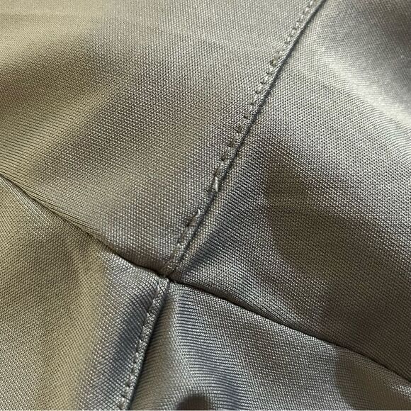 Reebok Colorblock Athletic Basketball Shorts Gray Black Small - Picture 3 of 6